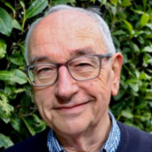 Portrait of Councillor Gordon Cooper