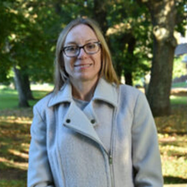 Councillor Yvonne Frampton - Councillor for Thornhill 